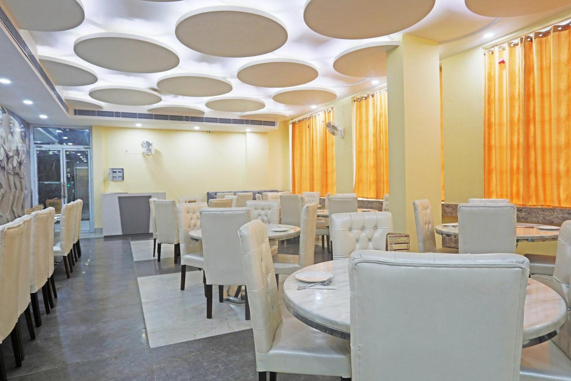 Live On Mrt736 Hotel Meerut Exterior photo